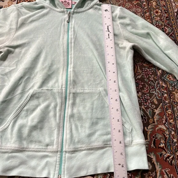 Juicy Couture Velour Green small Hoodie Jacket
With flaws - Picture 8 of 14